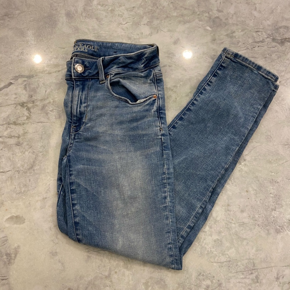 American Eagle Super Stretch Size 4!